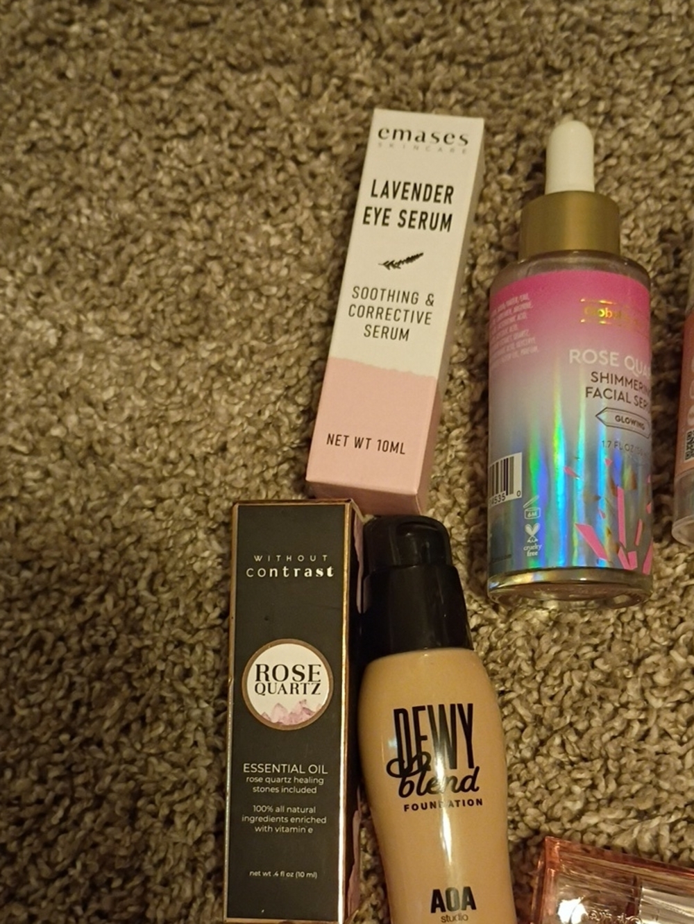 Cosmetics bundle - Picture 6 of 7
